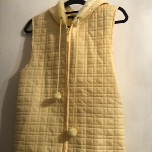 BRIGHT YELLOW quilted vest with fur trim and Pom Pom drawstrings. Adorable! XL.
